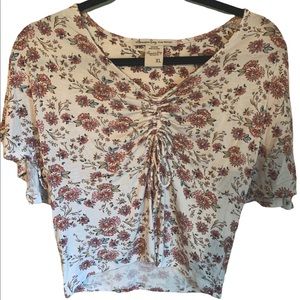 “American Cie” Cropped Floral Blouse; Size XL